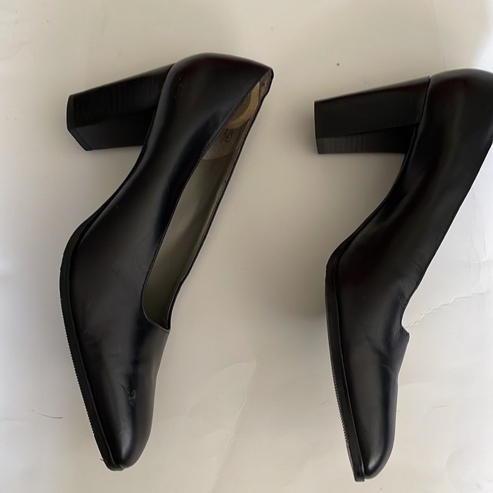 Etienne aigner black leather pumps heels size 8.5 - Picture 5 of 9